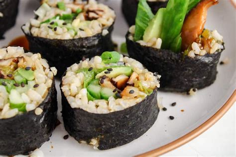 How does Summer Roll Shiitake Mushroom 2 EA fit into your Daily Goals - calories, carbs, nutrition