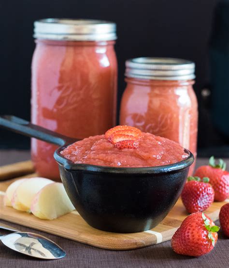 How does Summer Strawberry Applesauce fit into your Daily Goals - calories, carbs, nutrition