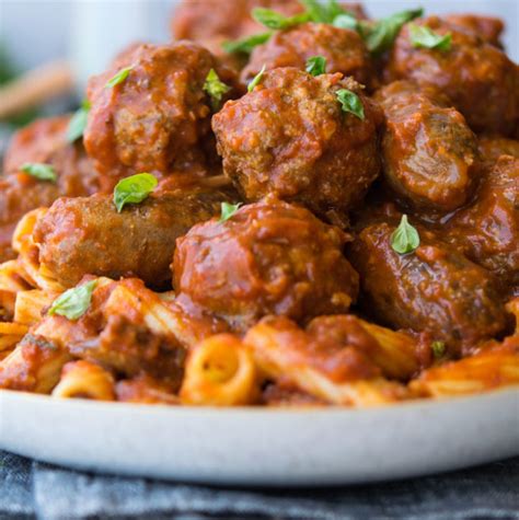 How does Sunday Gravy fit into your Daily Goals - calories, carbs, nutrition