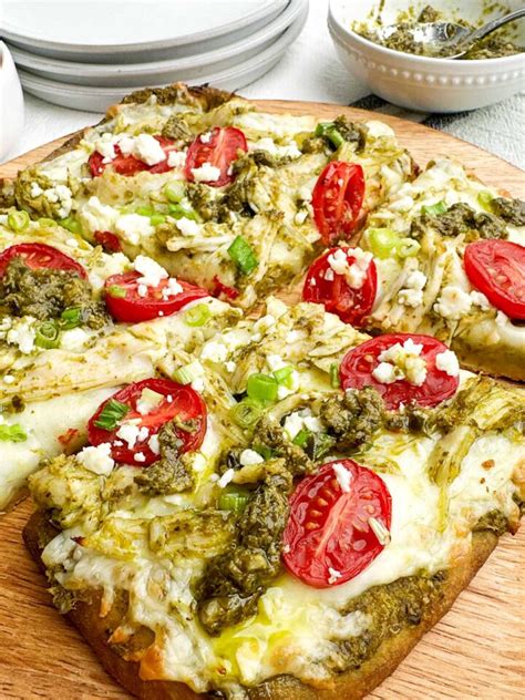 How does Sundried Tomato Pesto Chicken Flatbread fit into your Daily Goals - calories, carbs, nutrition
