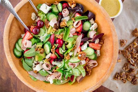 How does Sweet Chili Chicken Entree Salad fit into your Daily Goals - calories, carbs, nutrition