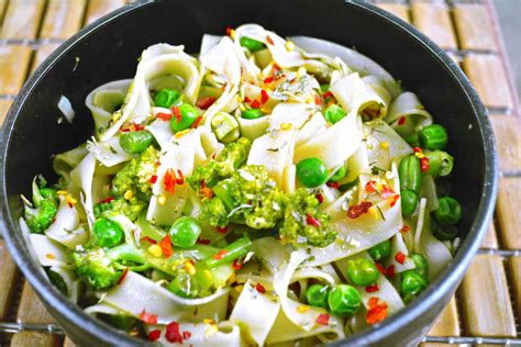 How does Sweet Chili Tofu and Vegetables with Asian Rice Noodle Salad fit into your Daily Goals - calories, carbs, nutrition