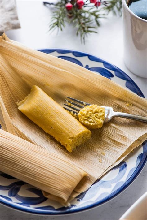 How does Sweet Corn Tamales fit into your Daily Goals - calories, carbs, nutrition