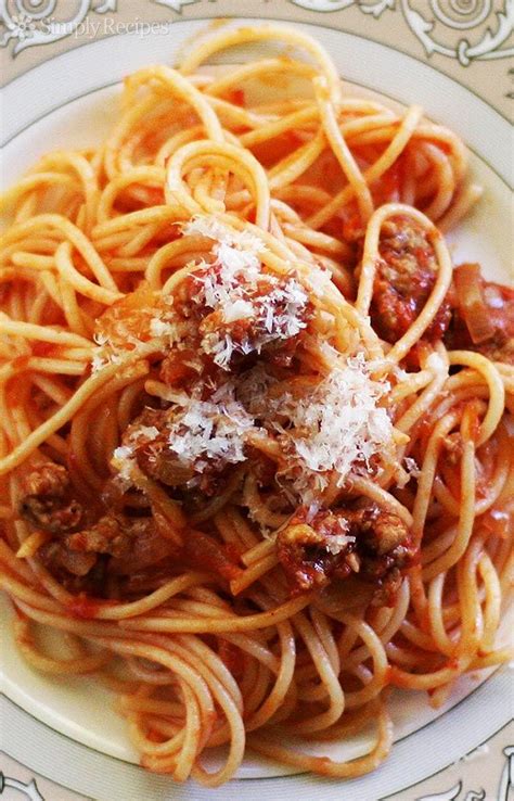 How does Sweet Italian Sausage with Pasta fit into your Daily Goals - calories, carbs, nutrition