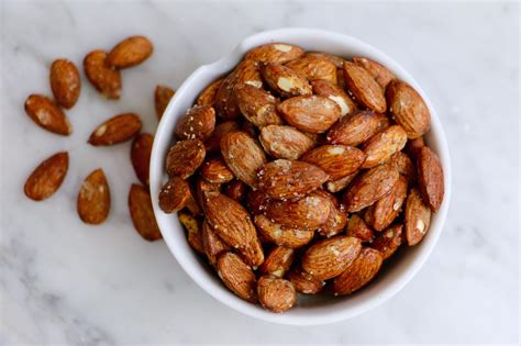 How does Sweet N Salty Almond fit into your Daily Goals - calories, carbs, nutrition