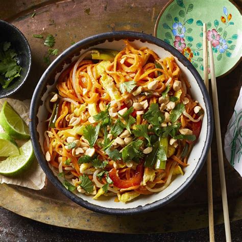 How does Sweet Potato Pad Thai fit into your Daily Goals - calories, carbs, nutrition