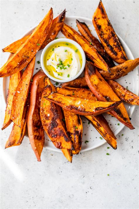 How does Sweet Potato Wedges-OCC fit into your Daily Goals - calories, carbs, nutrition