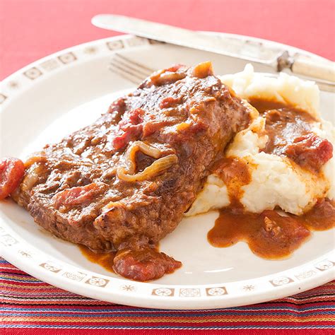 How does Swiss Steak with Gravy fit into your Daily Goals - calories, carbs, nutrition