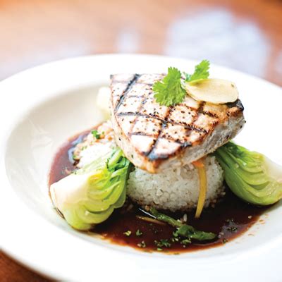 How does Swordfish Oriental, over Rice fit into your Daily Goals - calories, carbs, nutrition