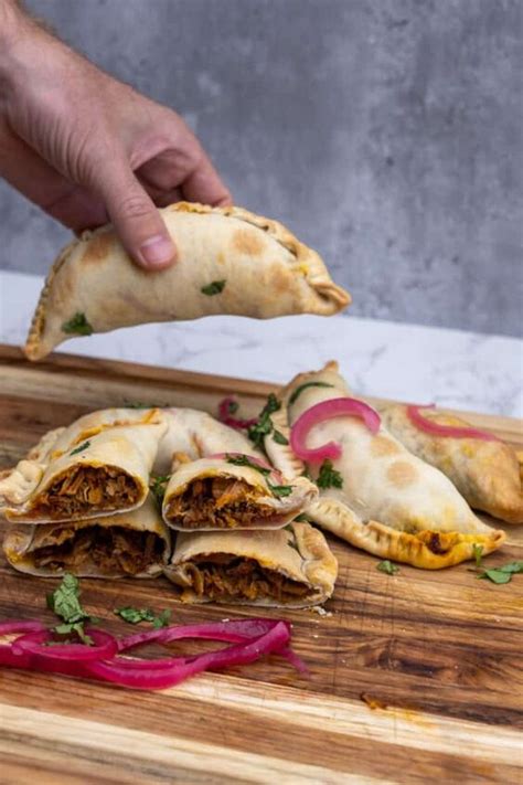 How does THab Empanada Pulled Pork 1 EA fit into your Daily Goals - calories, carbs, nutrition