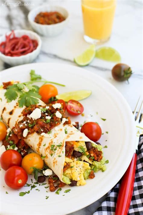 How does THab Wrap Huevos Rancheros fit into your Daily Goals - calories, carbs, nutrition