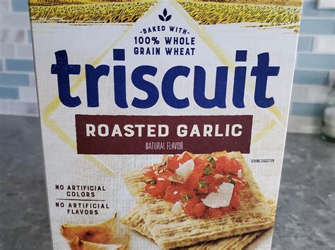 How does TLC Party Crackers - Roasted Garlic & Thyme fit into your Daily Goals - calories, carbs, nutrition