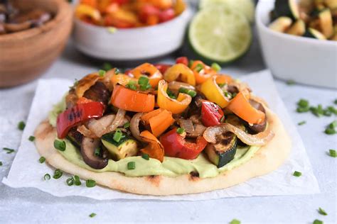 How does Tabouleh Zucchini Avocado Flatbread (14237.1) fit into your Daily Goals - calories, carbs, nutrition