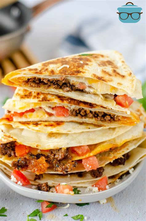 How does Taco Quesadilla fit into your Daily Goals - calories, carbs, nutrition