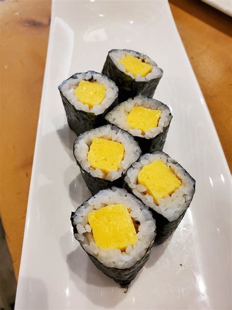 How does Tamago Roll fit into your Daily Goals - calories, carbs, nutrition