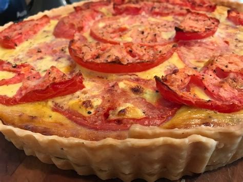 How does Tart Tomato Vidalia Onion & Goat Cheese 1 EA fit into your Daily Goals - calories, carbs, nutrition