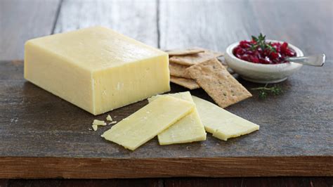 How does Tasty Light Cheese & Crackers fit into your Daily Goals - calories, carbs, nutrition