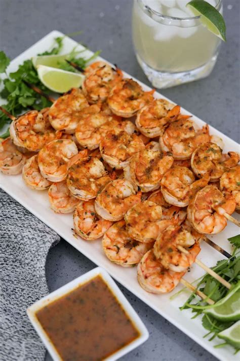 How does Tequila Shrimp & Bacon fit into your Daily Goals - calories, carbs, nutrition