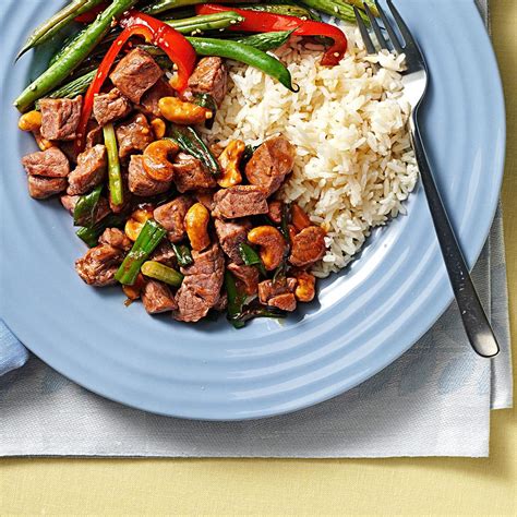 How does Teriyaki Cashew Beef Stir Fry fit into your Daily Goals - calories, carbs, nutrition