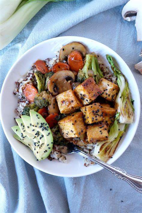 How does Teriyaki Tofu, Quinoa & Pineapple fit into your Daily Goals - calories, carbs, nutrition