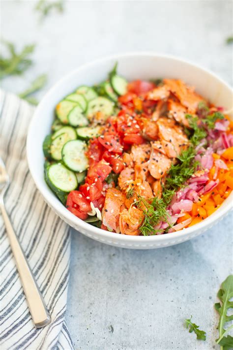 How does Thai Bbq Salmon Salad fit into your Daily Goals - calories, carbs, nutrition