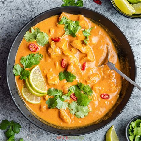 How does Thai Chicken Coconut Curry fit into your Daily Goals - calories, carbs, nutrition