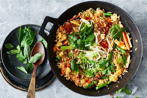 How does Thai Style Fried Rice with Edamame fit into your Daily Goals - calories, carbs, nutrition