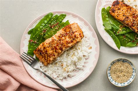 How does Thai Style Salmon & Pollock Fish Cakes fit into your Daily Goals - calories, carbs, nutrition