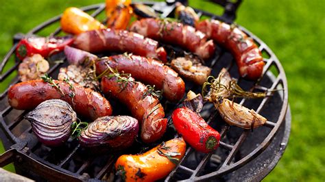 How does The British Bbq fit into your Daily Goals - calories, carbs, nutrition