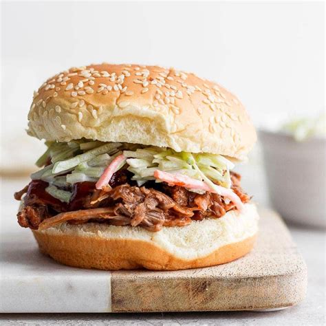 How does The Pulled Pork fit into your Daily Goals - calories, carbs, nutrition