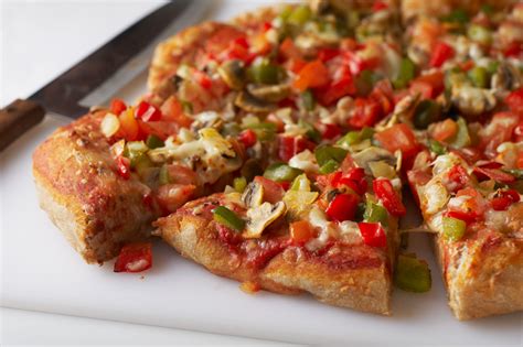 How does The Works Pizza (8370.4) fit into your Daily Goals - calories, carbs, nutrition