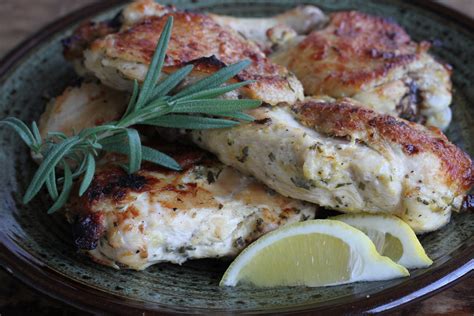 How does Three Citrus Chicken fit into your Daily Goals - calories, carbs, nutrition