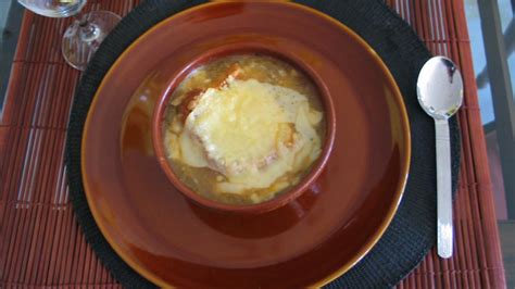 How does Three Onion Soup fit into your Daily Goals - calories, carbs, nutrition