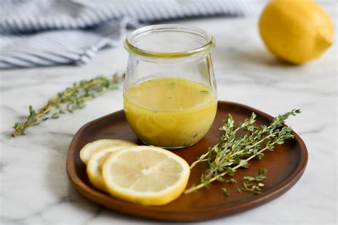 How does Thyme Vinaigrette fit into your Daily Goals - calories, carbs, nutrition