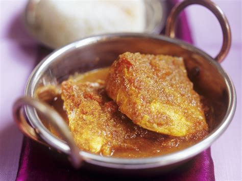 How does Tilapia 5-7 oz Madras Fish Curry Monsoon fit into your Daily Goals - calories, carbs, nutrition