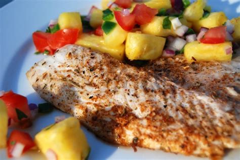 How does Tilapia Seared Hawaiian Relish fit into your Daily Goals - calories, carbs, nutrition