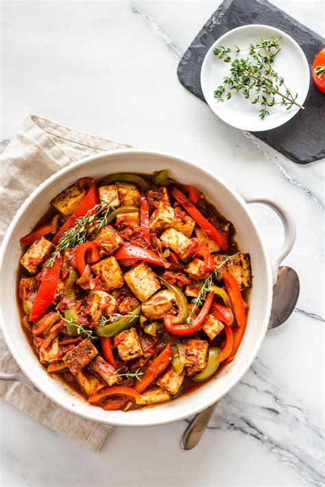 How does Tofu Cacciatore fit into your Daily Goals - calories, carbs, nutrition