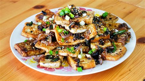 How does Tofu Cantonese with Black Bean Sauce fit into your Daily Goals - calories, carbs, nutrition