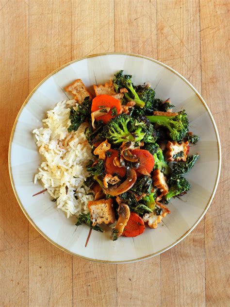 How does Tofu Curry Stir Fry Jasmine Rice fit into your Daily Goals - calories, carbs, nutrition