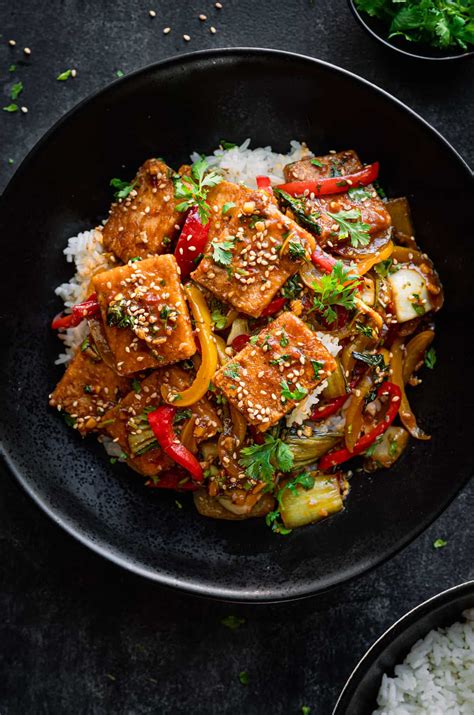 How does Tofu Stir-Fry (64973.10) fit into your Daily Goals - calories, carbs, nutrition