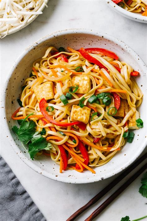 How does Tofu Vegetable Pasta fit into your Daily Goals - calories, carbs, nutrition