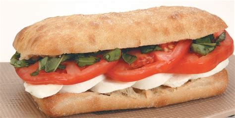 How does Tomato Mozzarella Sub fit into your Daily Goals - calories, carbs, nutrition