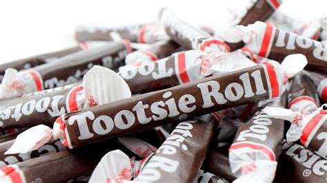 How does Tootsie Rolls - Mini fit into your Daily Goals - calories, carbs, nutrition