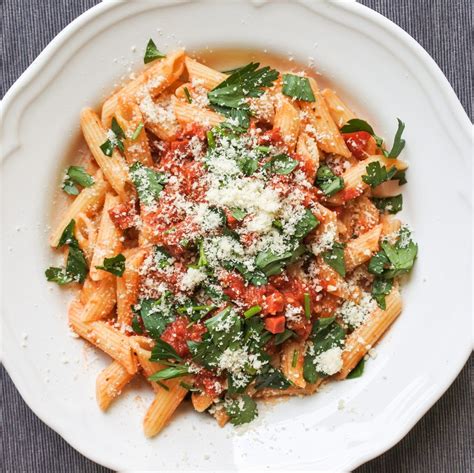 How does Topper Spanish - Chorizo in Spicy Tomato Sauce fit into your Daily Goals - calories, carbs, nutrition