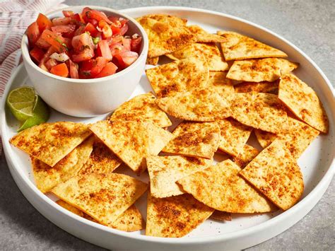 How does Tortilla Chips - 7 Chips fit into your Daily Goals - calories, carbs, nutrition