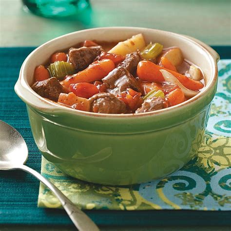 How does Traditional Beef Stew fit into your Daily Goals - calories, carbs, nutrition