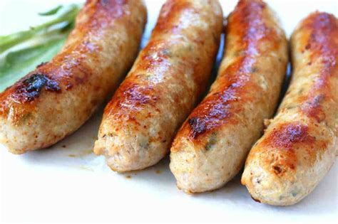 How does Traditional Breakfast Sausage Links fit into your Daily Goals - calories, carbs, nutrition