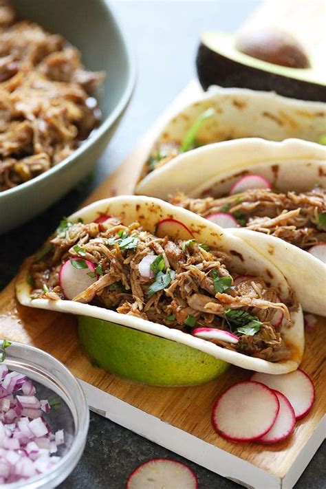 How does Traditional Carnitas fit into your Daily Goals - calories, carbs, nutrition