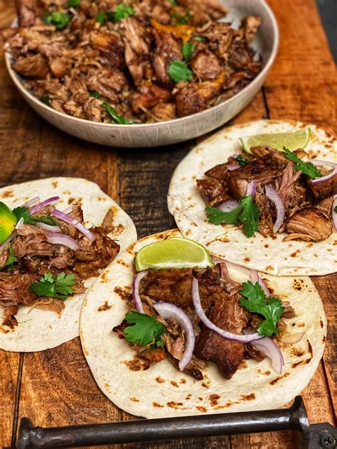 How does Traditional Pork Carnitas fit into your Daily Goals - calories, carbs, nutrition