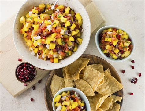 How does Tropical Fruit Salsa fit into your Daily Goals - calories, carbs, nutrition